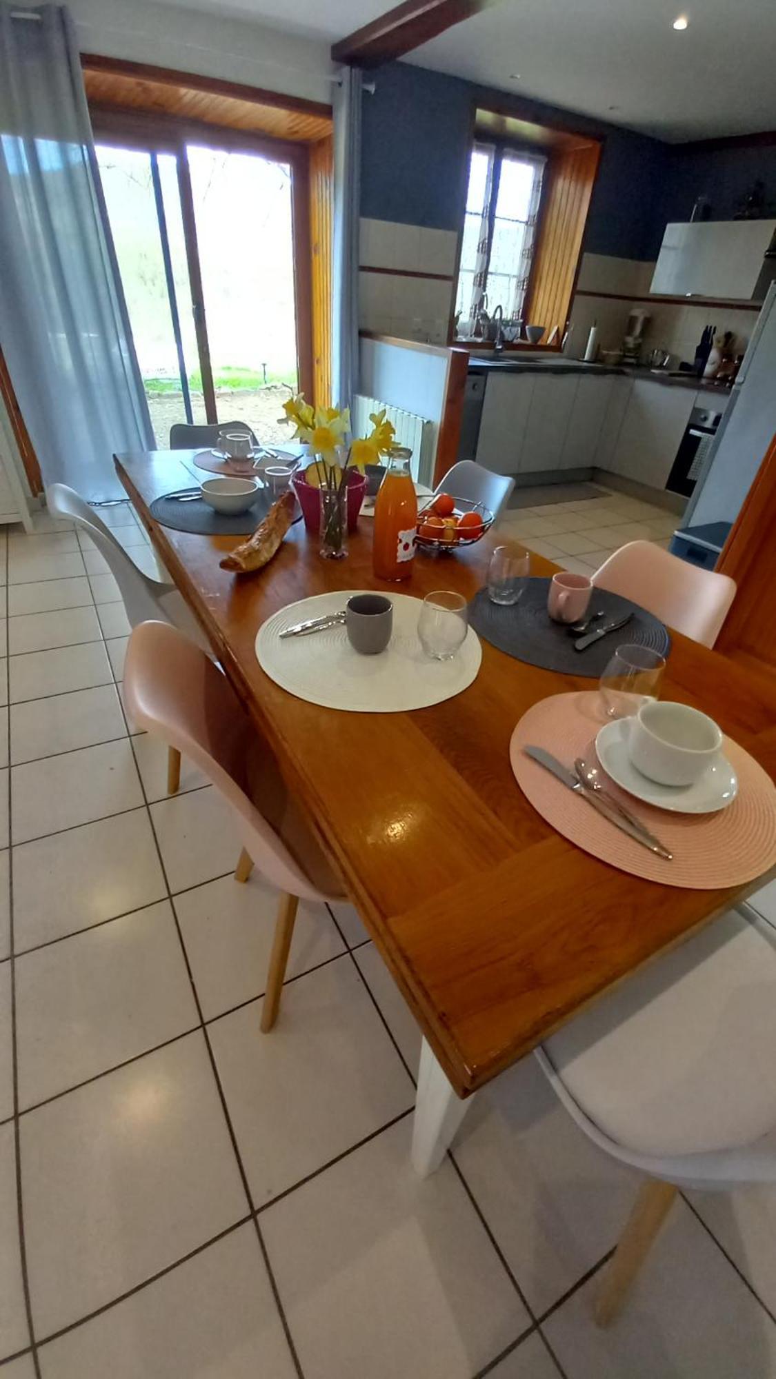 Holiday home Sur Les Rives Du Allier *