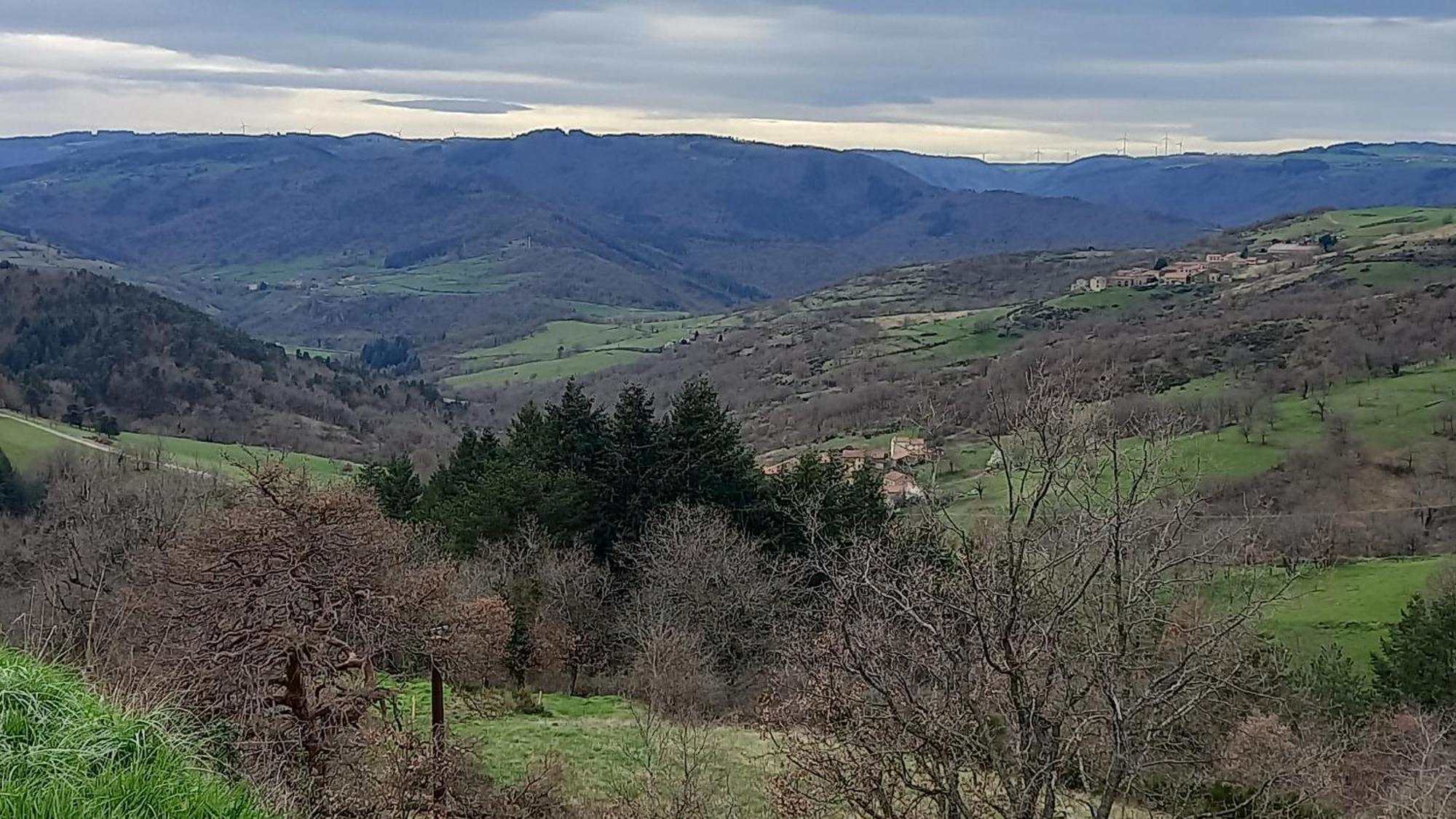 Holiday home Sur Les Rives Du Allier